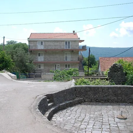 Kraljev Raj بيت ضيافة *